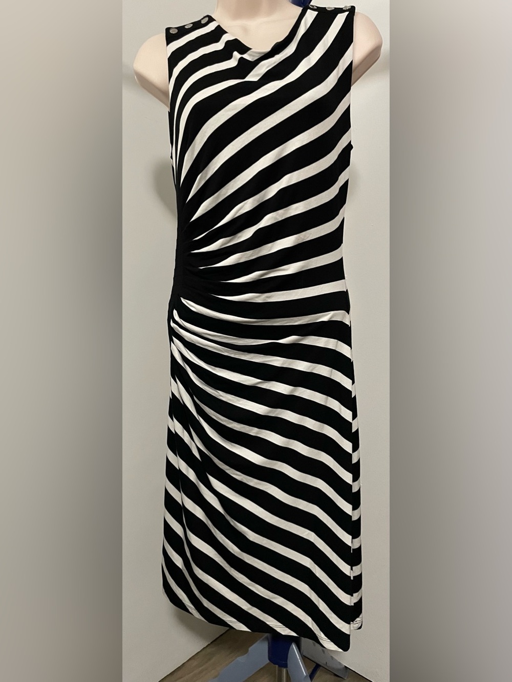 White House Black Market Black & White Asymmetrical Stripe Dress Sz.6